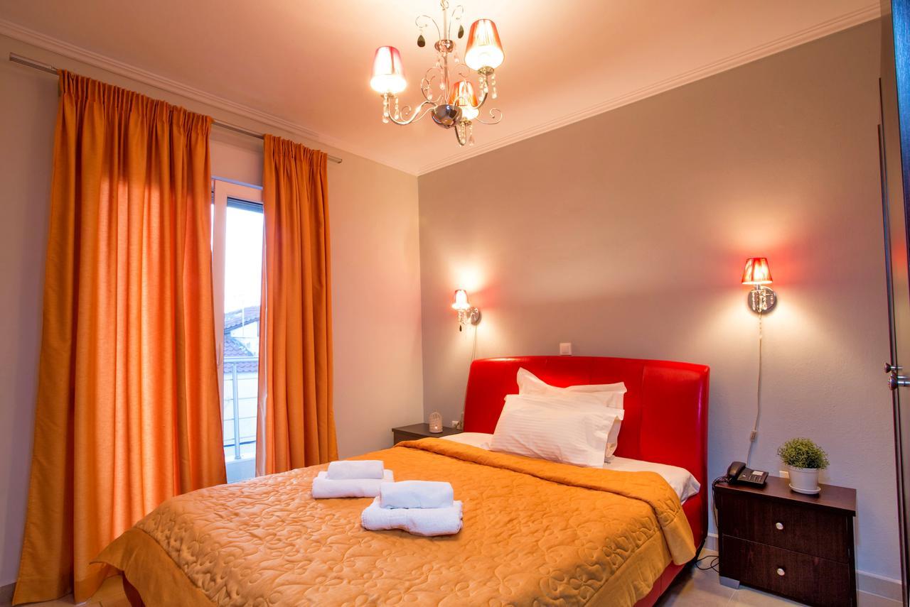 Ofrínion Golden Suites מראה חיצוני תמונה