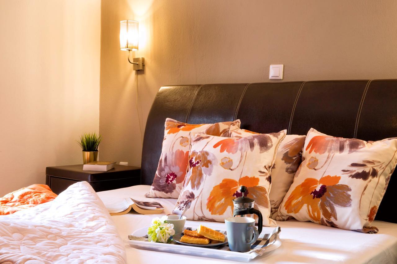 Ofrínion Golden Suites מראה חיצוני תמונה