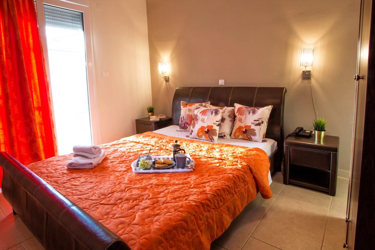 Ofrínion Golden Suites מראה חיצוני תמונה
