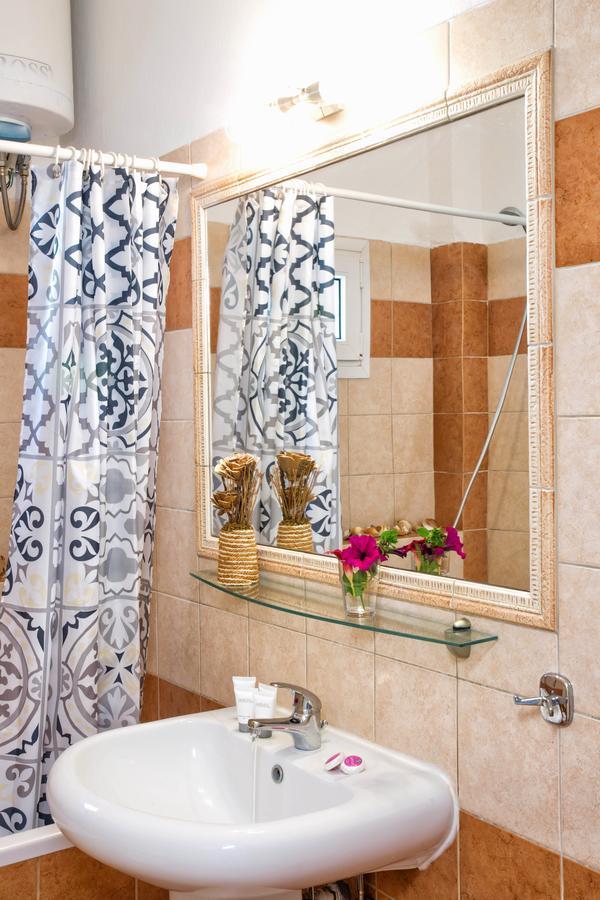 Ofrínion Golden Suites מראה חיצוני תמונה